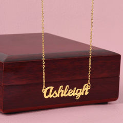 Collar con Nombre Estilo Clásico
