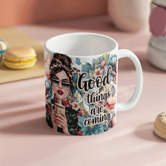 Se acercan cosas buenas – Taza de cerámica